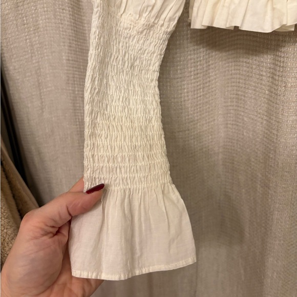 FARM Rio Cream Ruffled Blouse - Picture 8 of 10